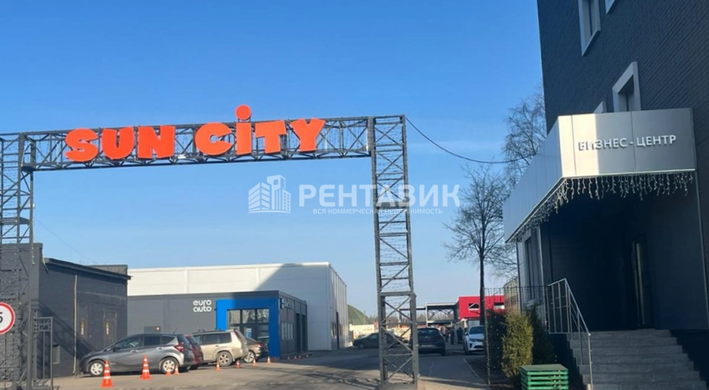 Здание Sun City - САН СИТИ по адресу г Санкт-Петербург, г Красное Село, ул Юных пионеров, д 38