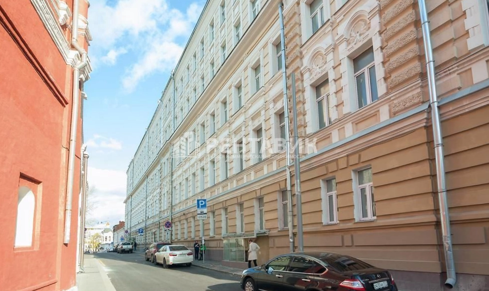 Здание La Rue по адресу г Москва, ул Петровка, д 26 стр 3