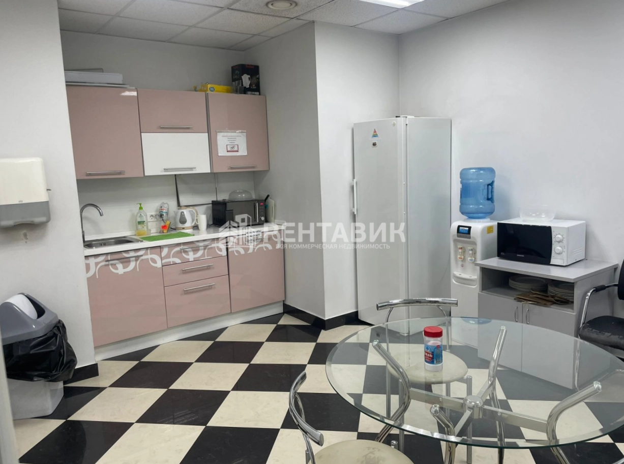 Офис Ярд площадью 700 квадратных метров