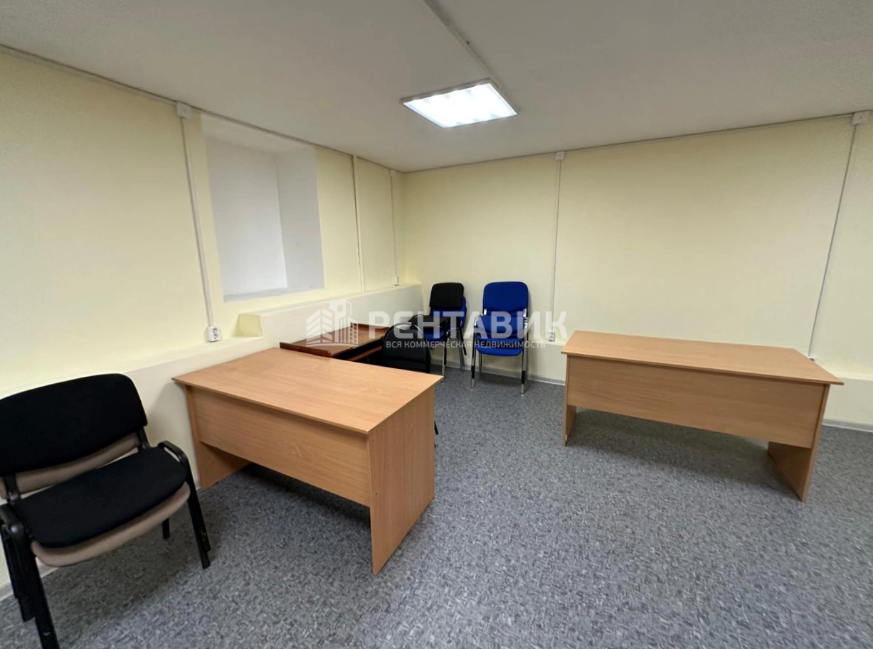 Офис Сафиуллина, 50А площадью 143 квадратных метров