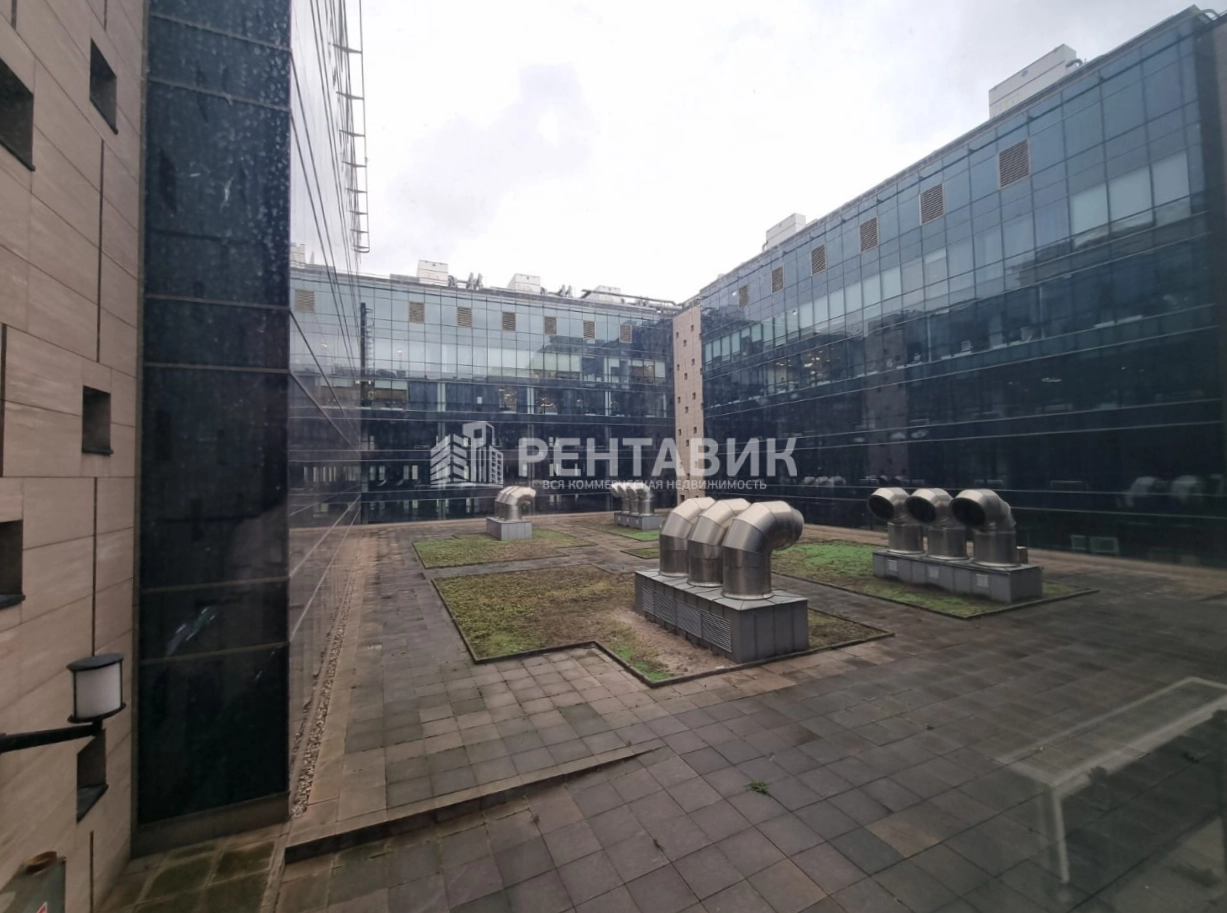 Офис Гостиница Москва площадью 1749 квадратных метров
