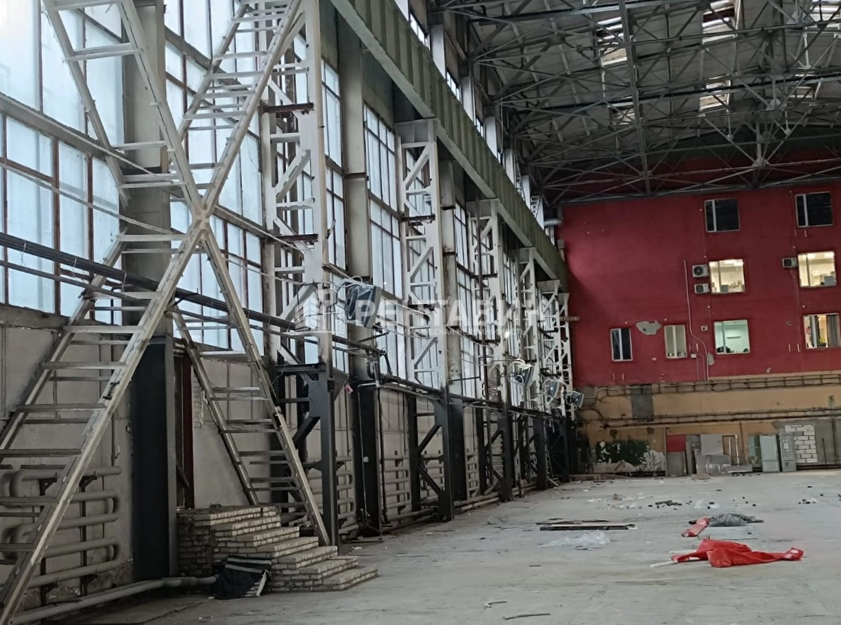 Склад Обуховской Обороны 120 площадью 2500 квадратных метров