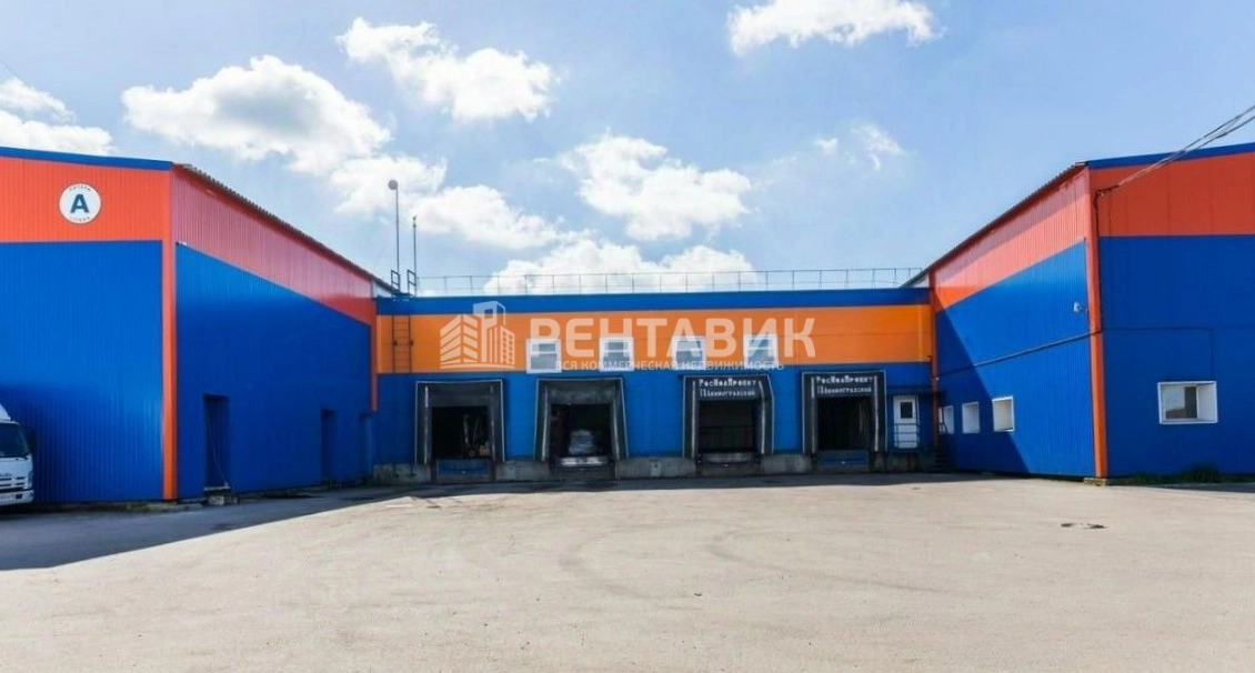 фасад дома, здание по адресу Ленинградская обл, Тосненский р-н, поселок Тельмана, д 60