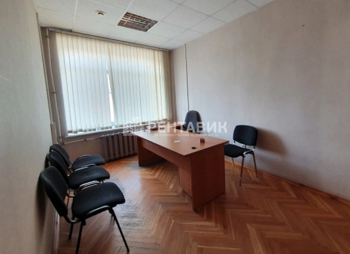 Помещение свободного назначения Урал Плаза площадью 3848 квадратных метров
