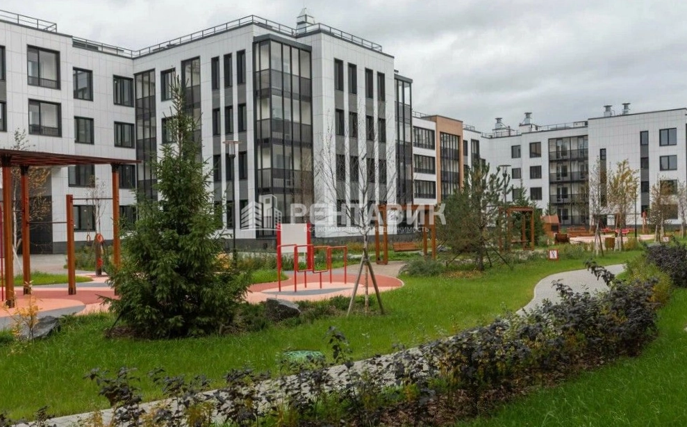 Здание Univer City по адресу г Санкт-Петербург, поселок Шушары, тер Детскосельский, Колпинское шоссе, д 129 стр 1