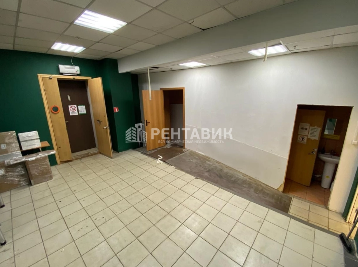 Помещение свободного назначения Призма площадью 1600 квадратных метров