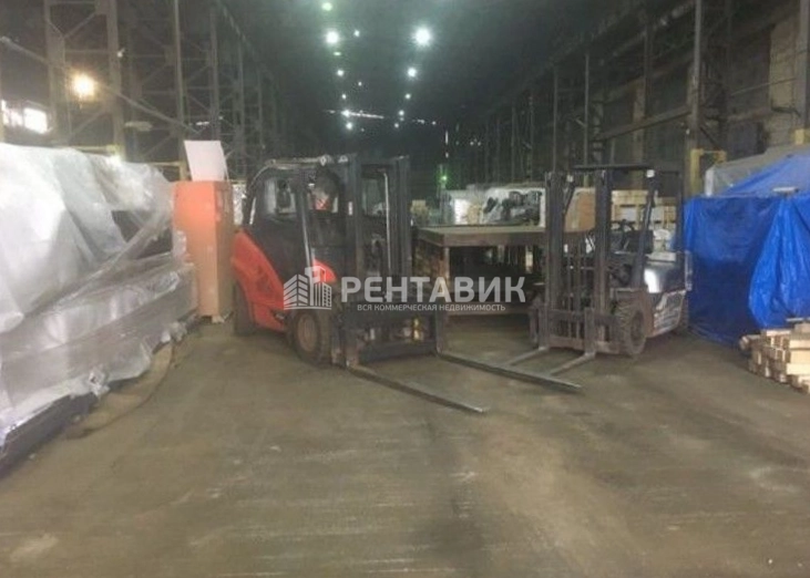 Склад Стрельна, Фронтовая, 3 Ф площадью 600 квадратных метров