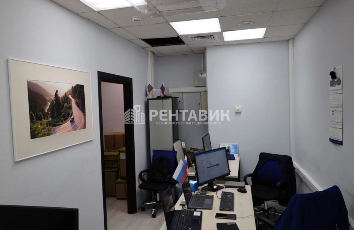 Офис Орджоникидзе 11 площадью 144 квадратных метров