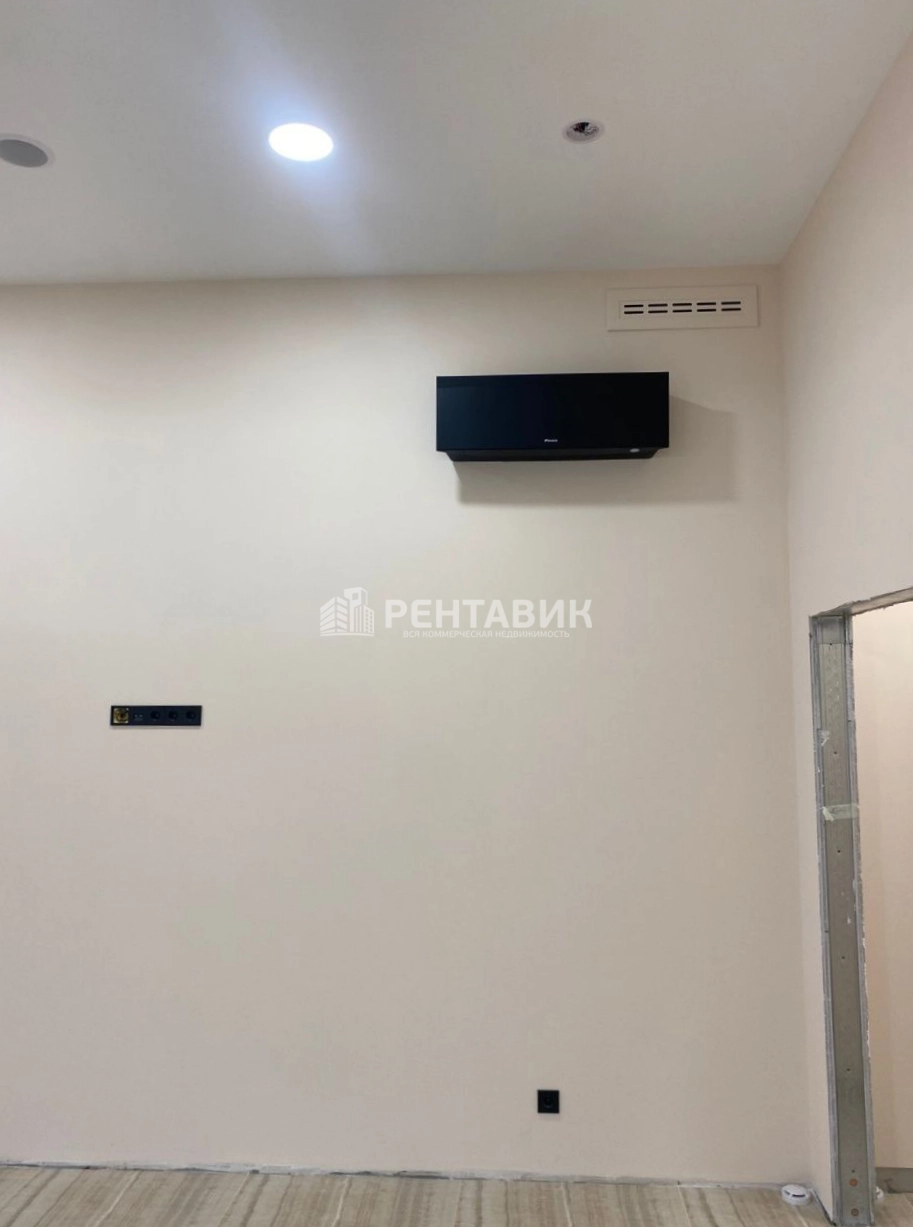 Офис Петровский 5с1 площадью 672 квадратных метров
