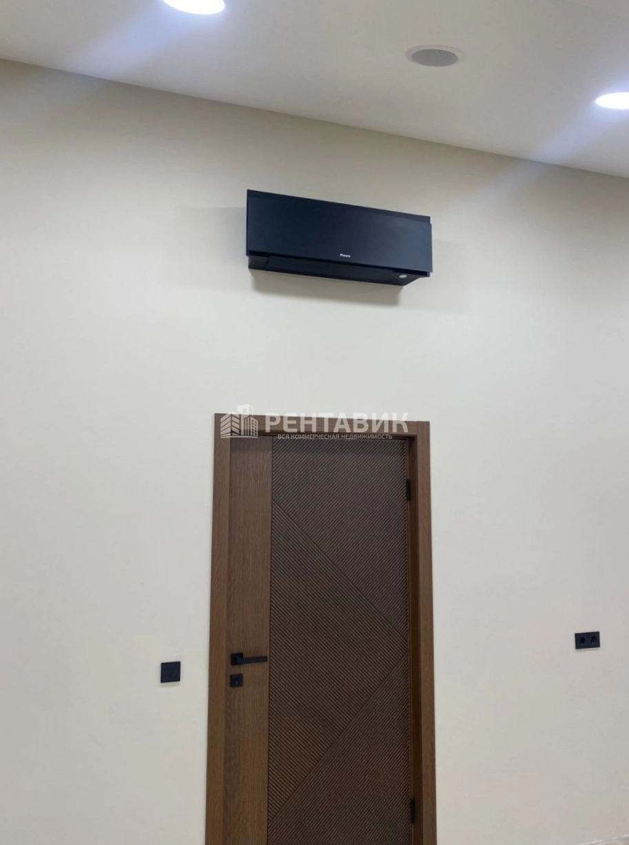 Офис Петровский 5с1 площадью 672 квадратных метров