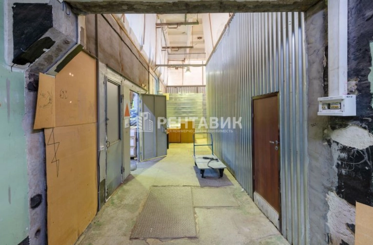 Склад Тореза, 68 Д площадью 388 квадратных метров