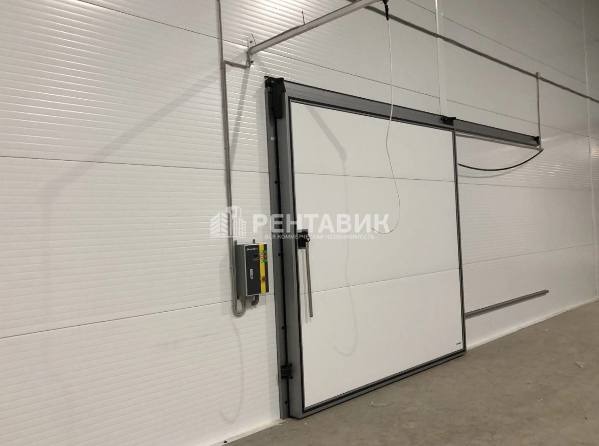 Склад Восточная 1 площадью 2100 квадратных метров