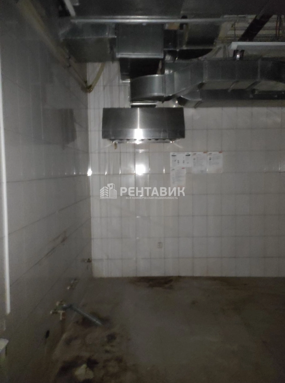 Помещение свободного назначения Тверская, 5-6 площадью 320 квадратных метров