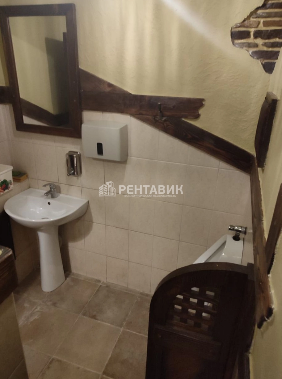 Помещение свободного назначения Новослободская 67-69 площадью 225 квадратных метров