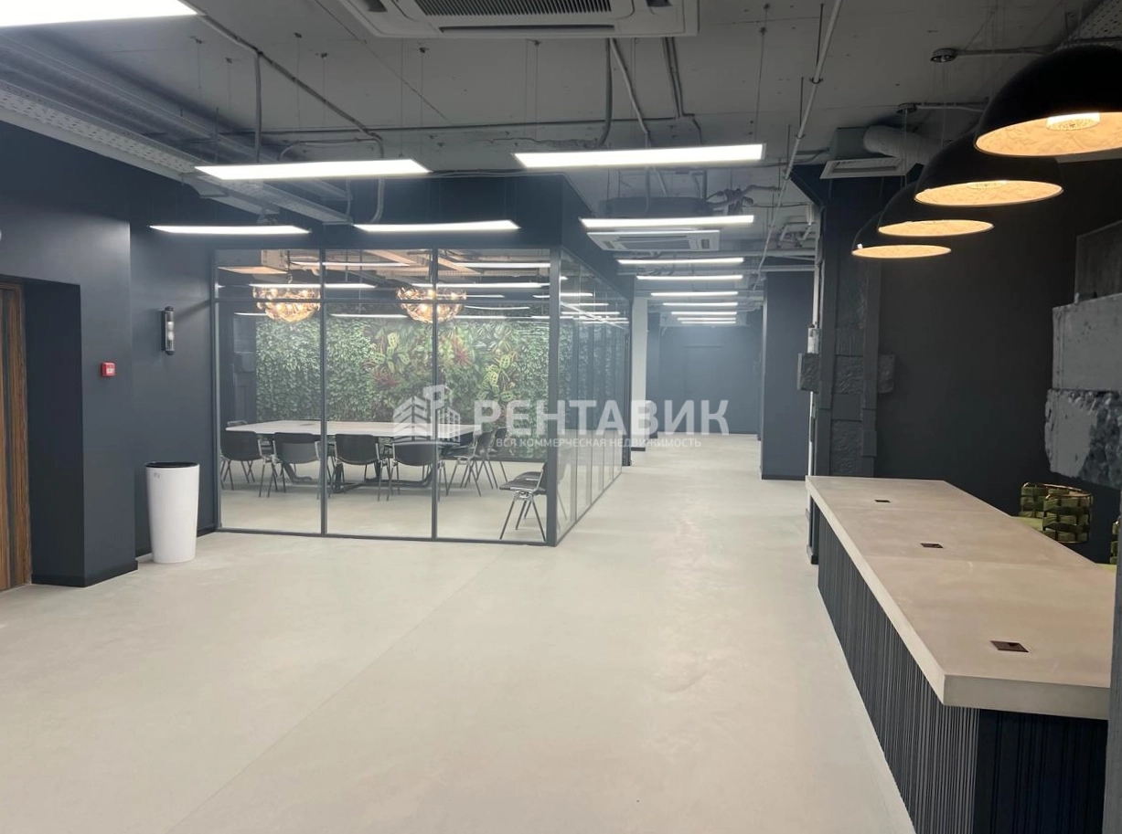 Офис Магистраль Плаза площадью 1200 квадратных метров