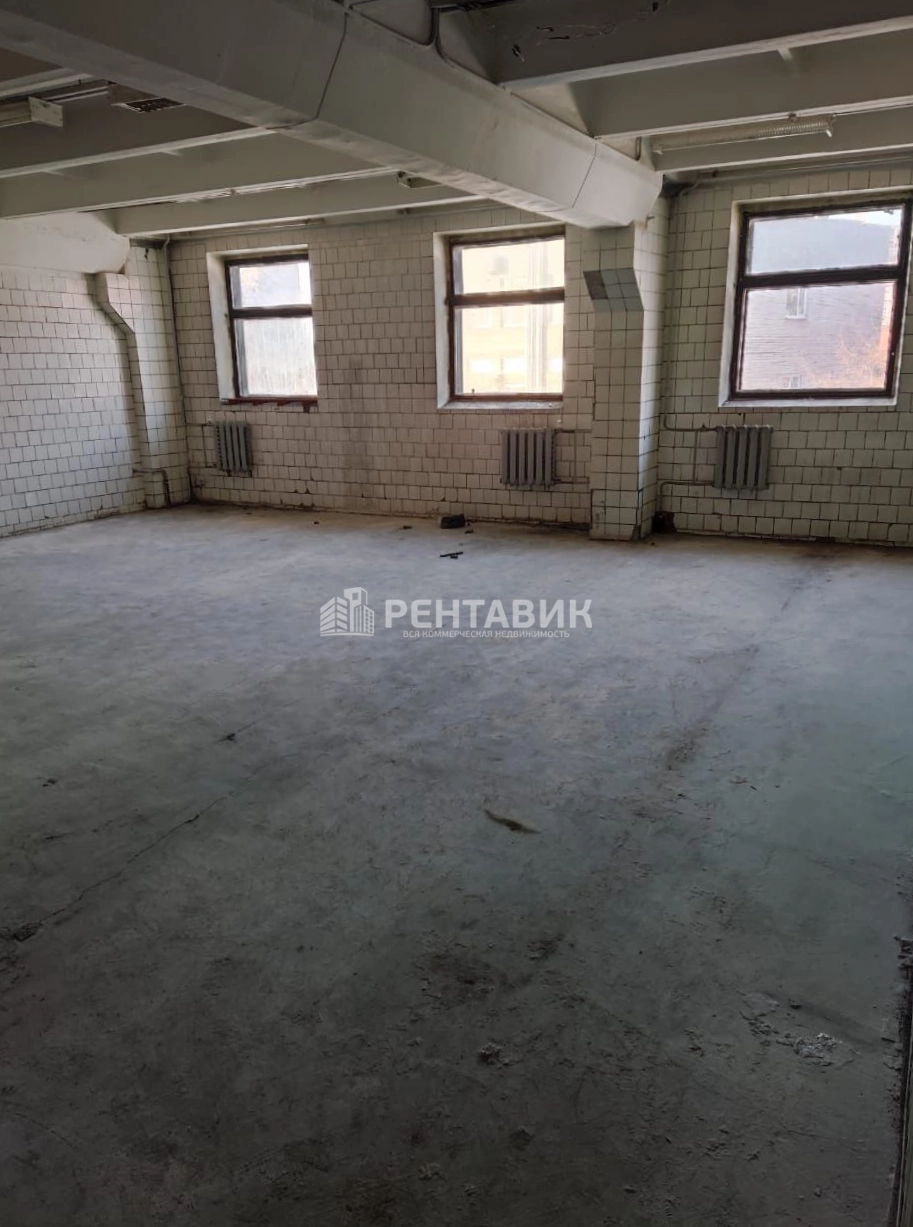 Помещение свободного назначения Энгельса, 27Х площадью 930 квадратных метров