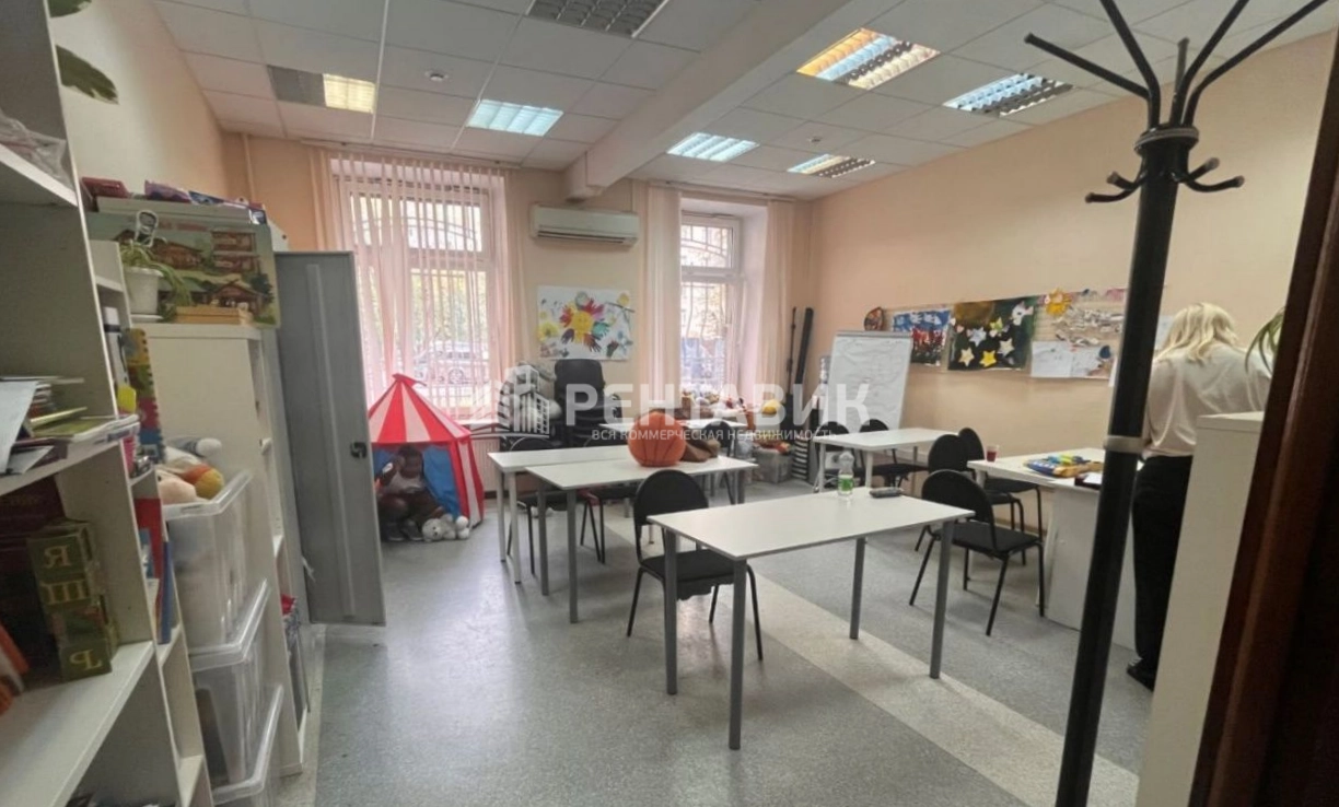 Офис Кржижановского, 7к2 площадью 3340 квадратных метров