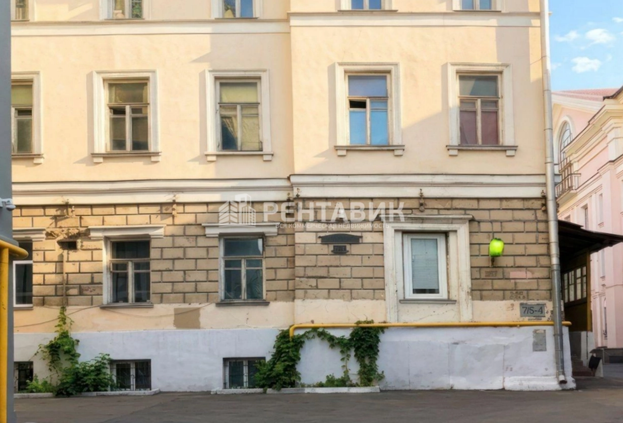 фасад дома, здание по адресу г Москва, ул Большая Дмитровка, д 7/5 стр 4
