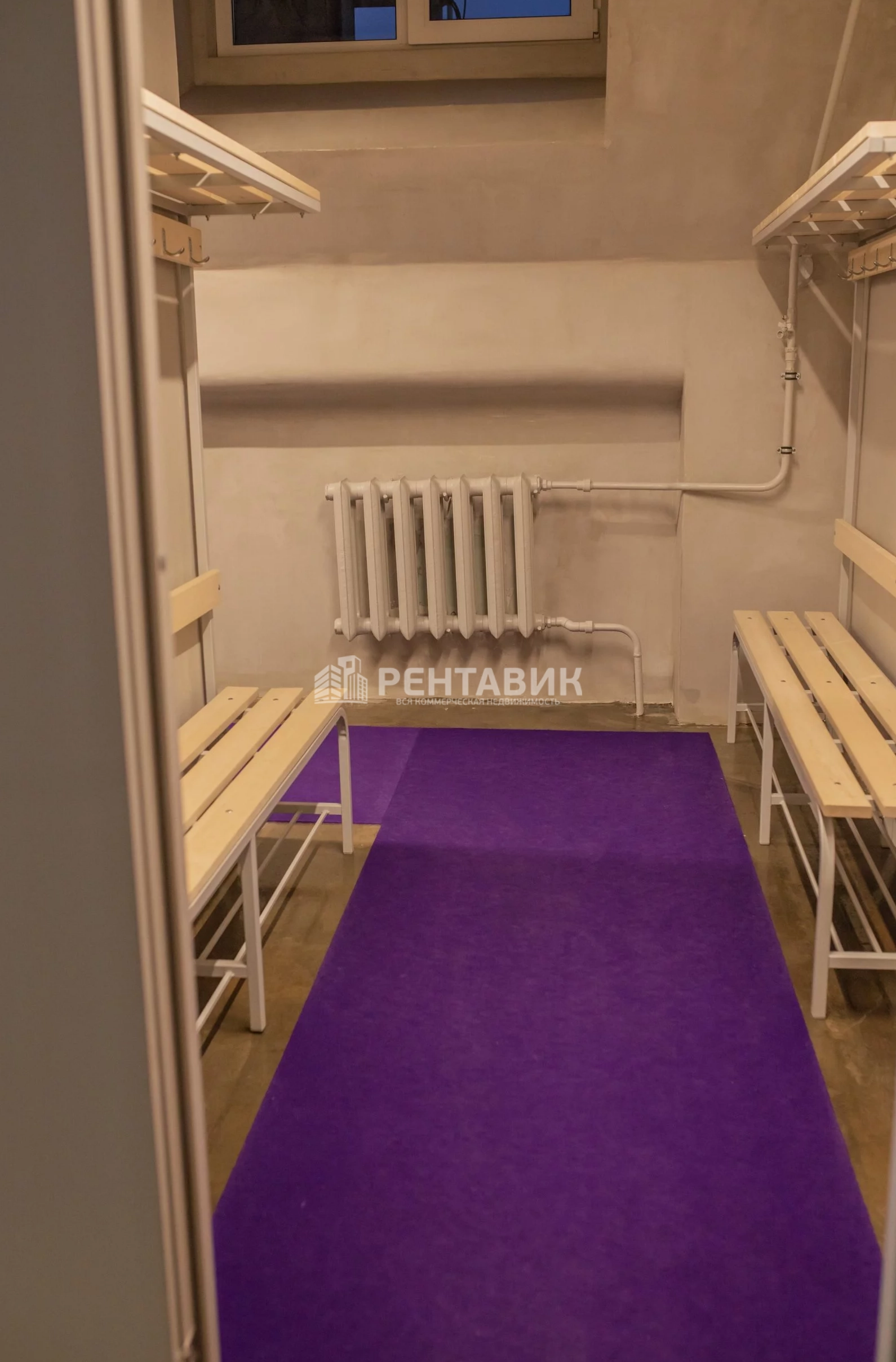 Офис Авеню PAGE площадью 33 квадратных метров