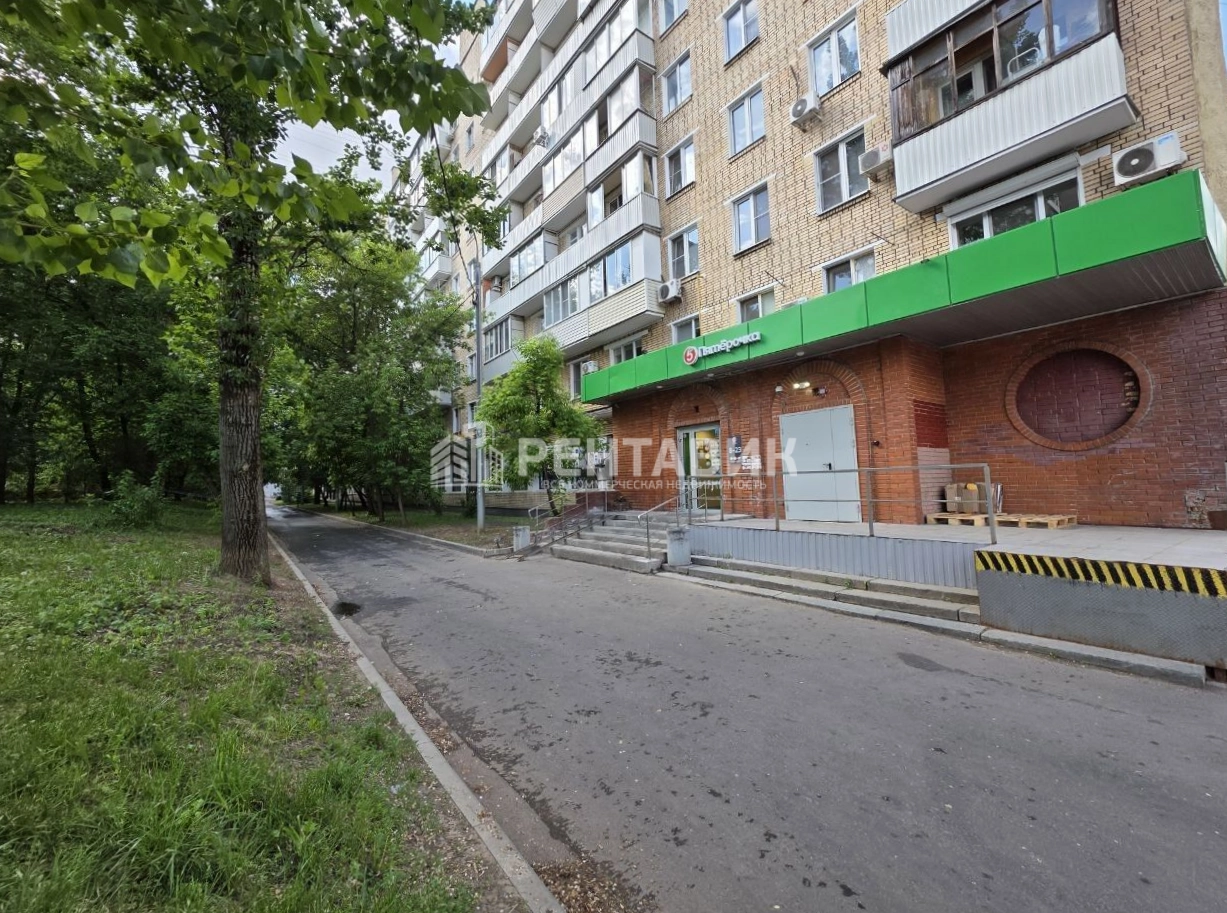 Торговая площадь Самаринская, 1 площадью 424 квадратных метров