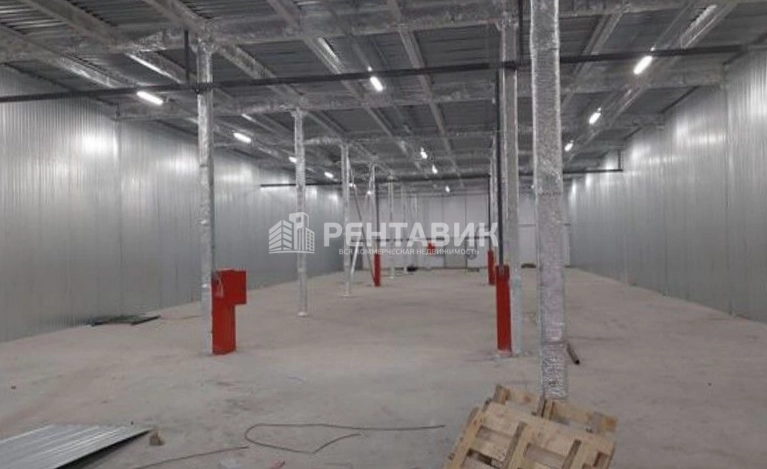Склад Софийская 121к4с1 площадью 1300 квадратных метров