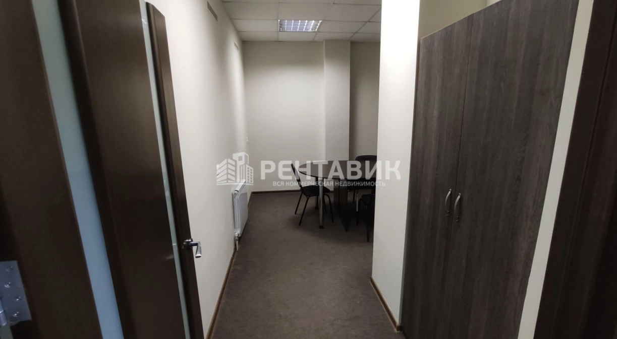 Офис Оружейная Плаза площадью 597 квадратных метров