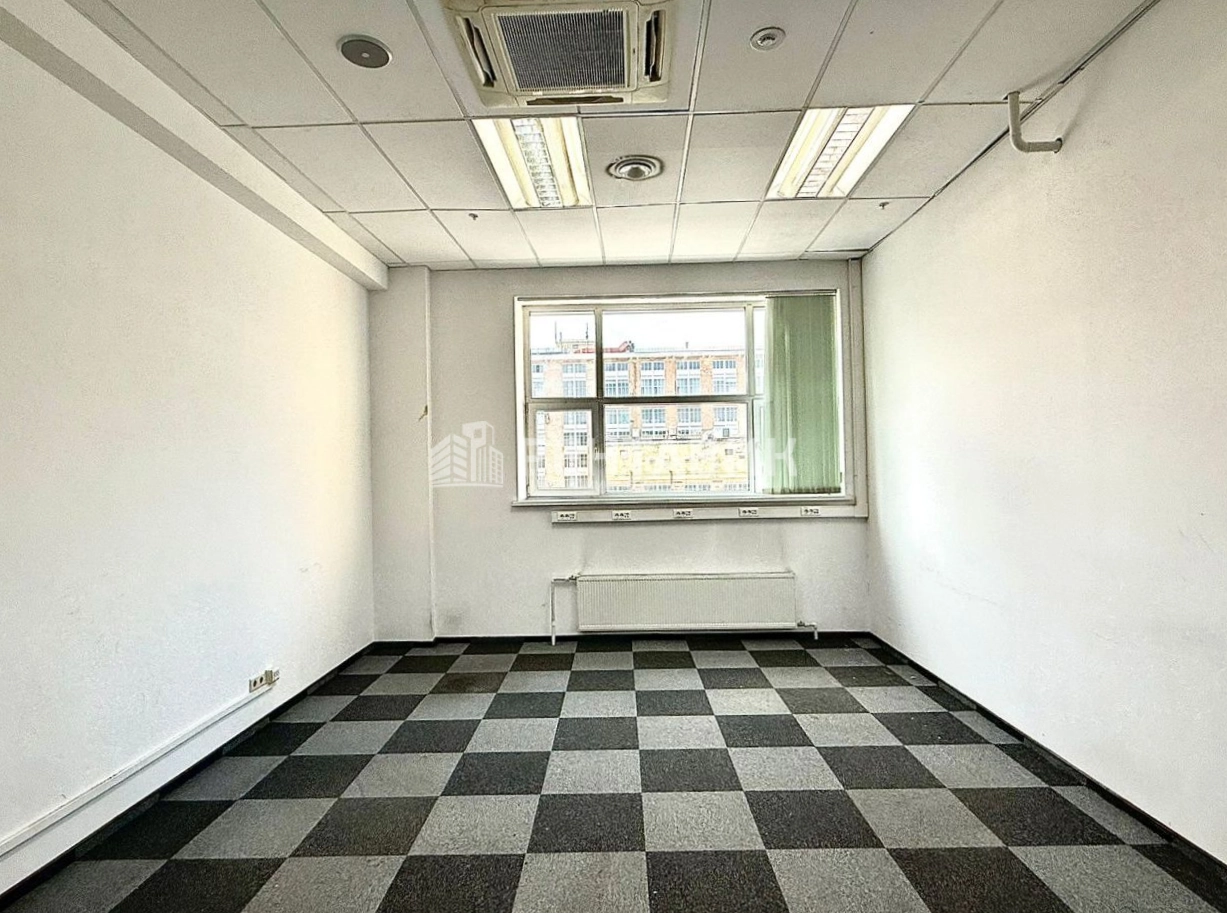 Офис Baker Plaza / Бейкер Плаза площадью 289 квадратных метров