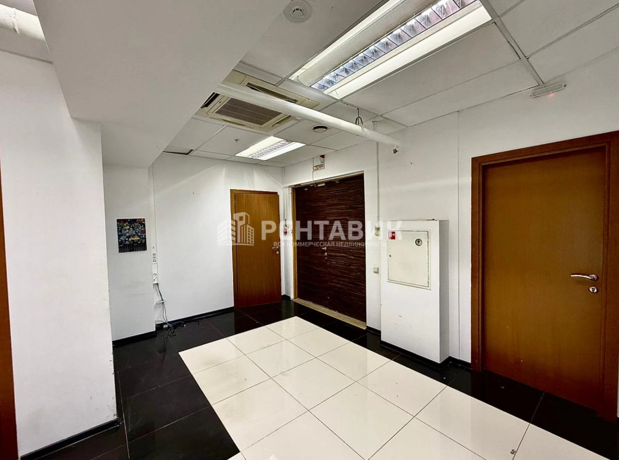 Офис Baker Plaza / Бейкер Плаза площадью 289 квадратных метров