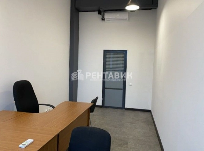 Офис Двинская, 3 площадью 400 квадратных метров