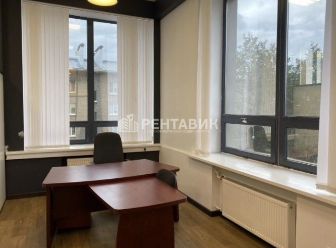 Офис Двинская, 3 площадью 400 квадратных метров