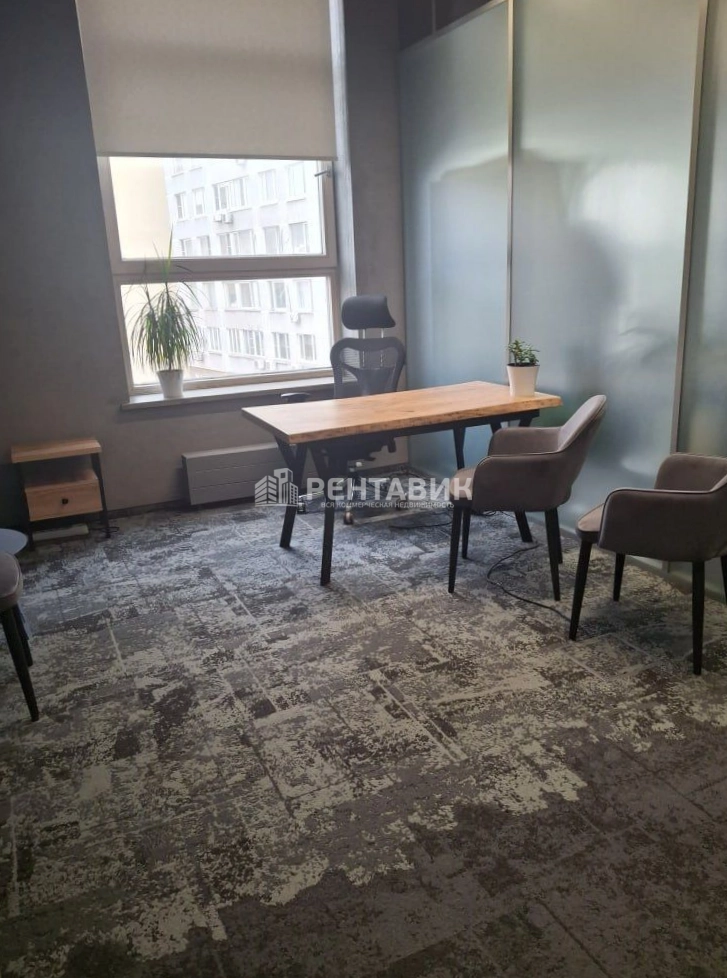 Офис Школа Журналистов площадью 1542 квадратных метров
