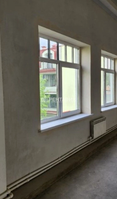 Помещение свободного назначения Большая Озёрная, 70Б площадью 1550 квадратных метров