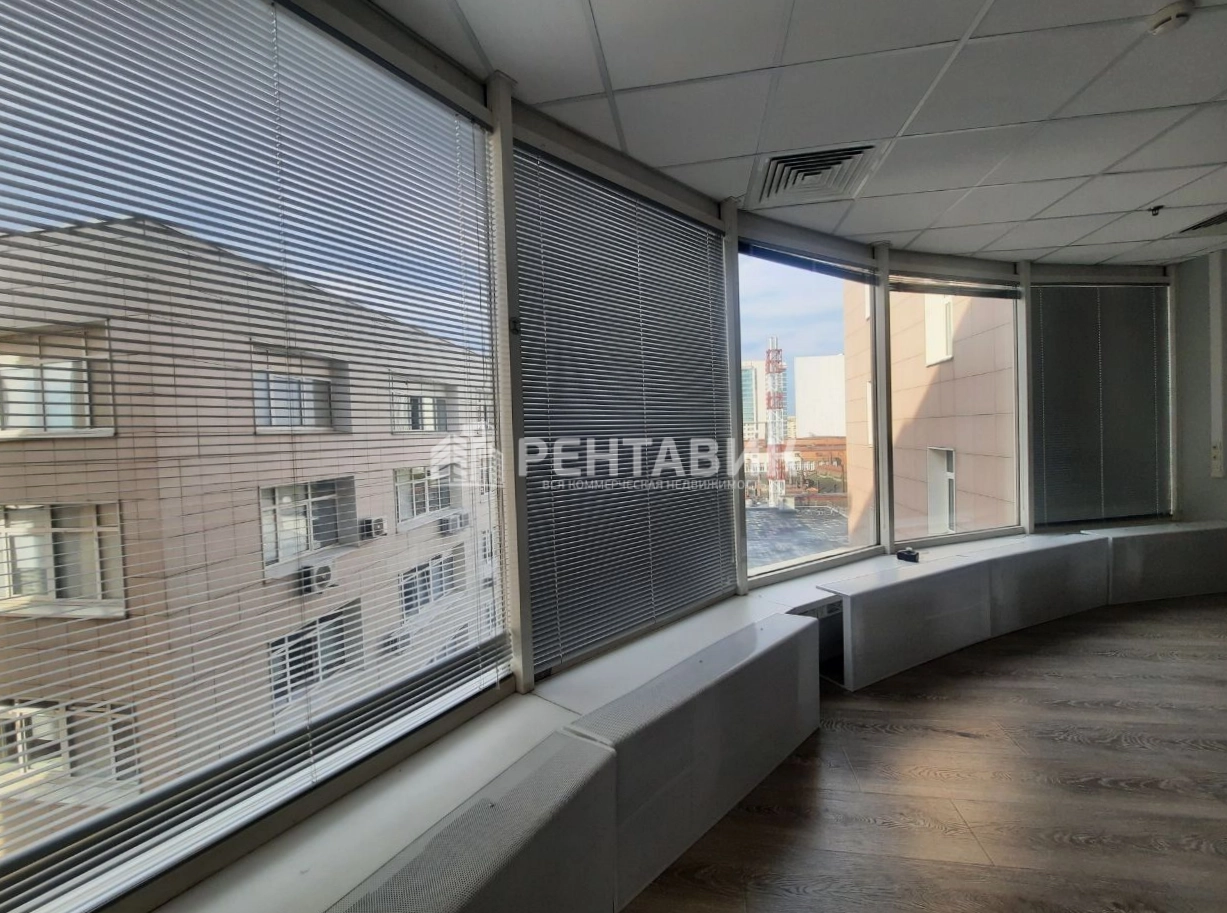 Офис Золотой Век площадью 365.9 квадратных метров