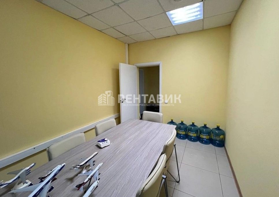 Офис Glass House площадью 101 квадратных метров