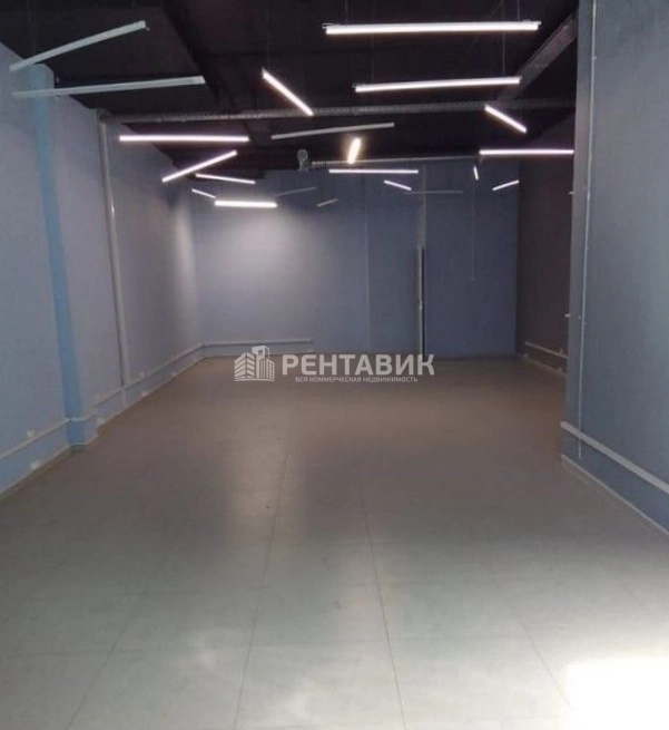 Помещение свободного назначения Перрон площадью 320.8 квадратных метров