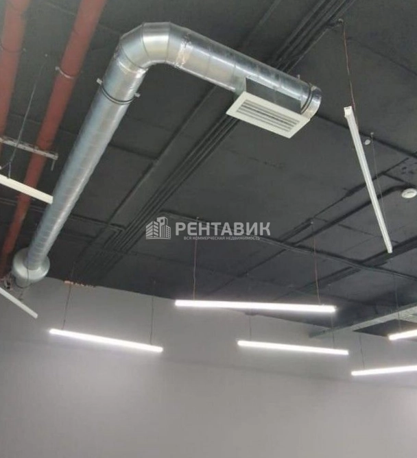 Помещение свободного назначения Перрон площадью 320.8 квадратных метров