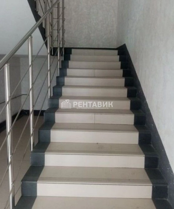 Помещение свободного назначения Перрон площадью 260.5 квадратных метров
