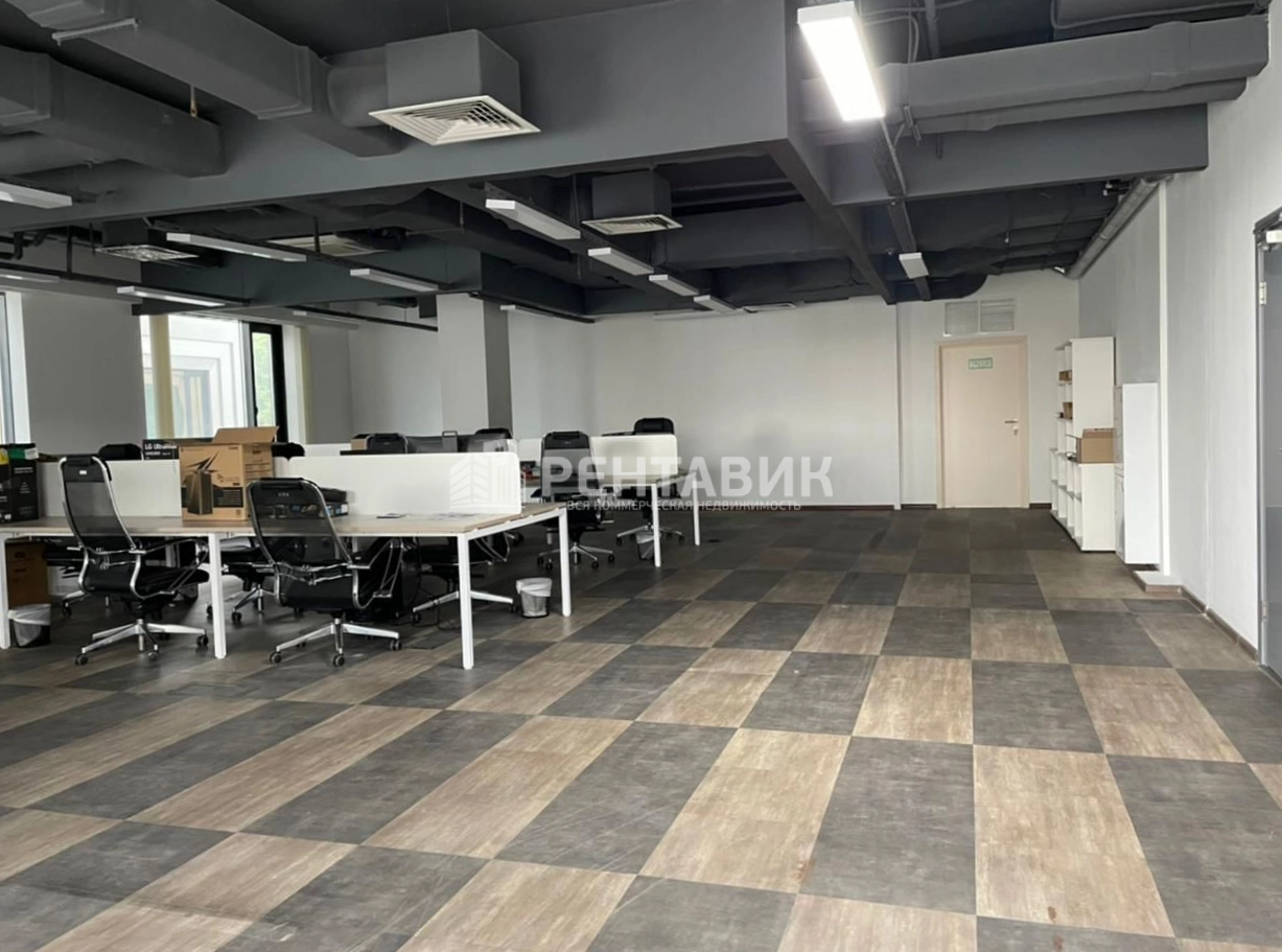 Офис Danilov Plaza / Данилов Плаза площадью 1027.4 квадратных метров