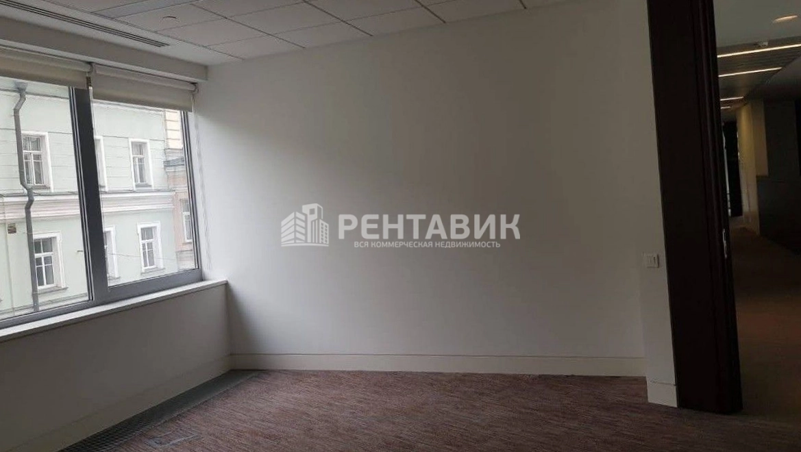 Офис Женевский дом площадью 1022 квадратных метров