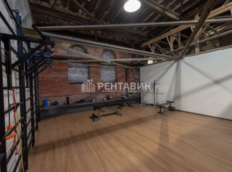 Торговая площадь Арсенал, Комсомола 2 площадью 600.2 квадратных метров