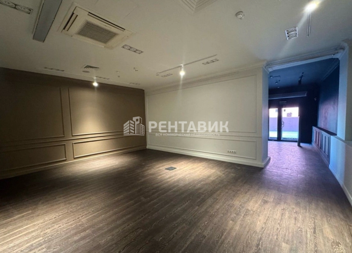 Торговая площадь Московский шёлк, строение 8 площадью 357.6 квадратных метров