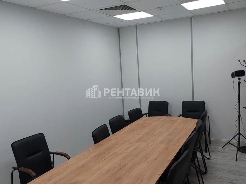 Офис Виктория Плаза площадью 333 квадратных метров