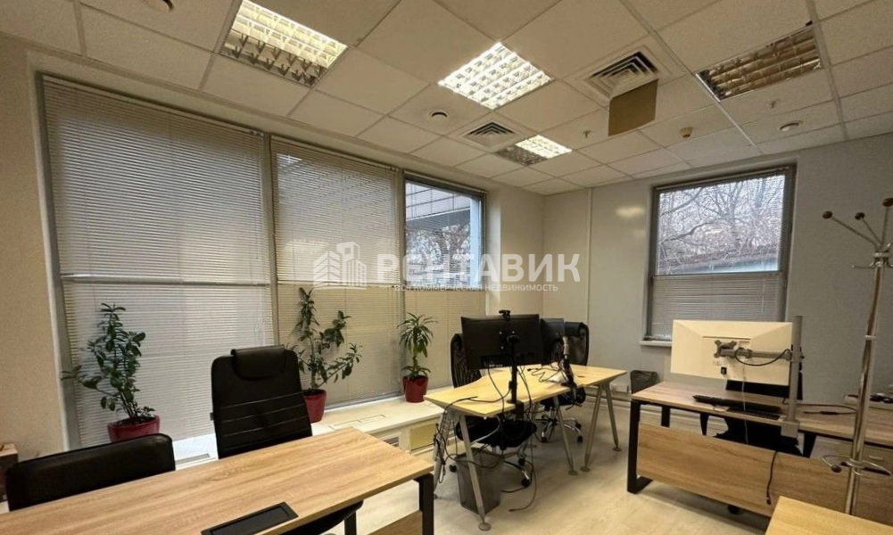 Офис Крымский мост площадью 388.8 квадратных метров