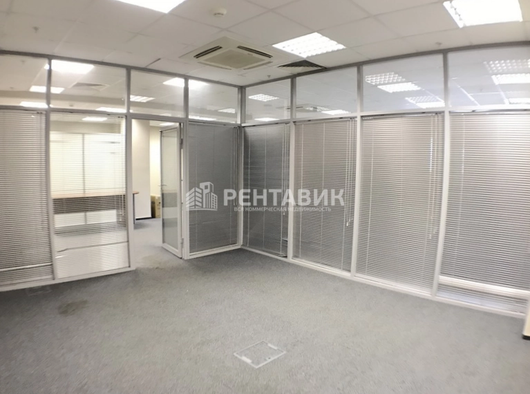 Офис Ломоносов площадью 2037 квадратных метров
