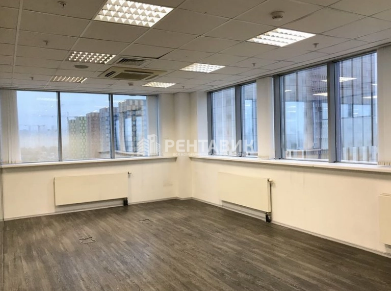 Офис Ломоносов площадью 1267 квадратных метров
