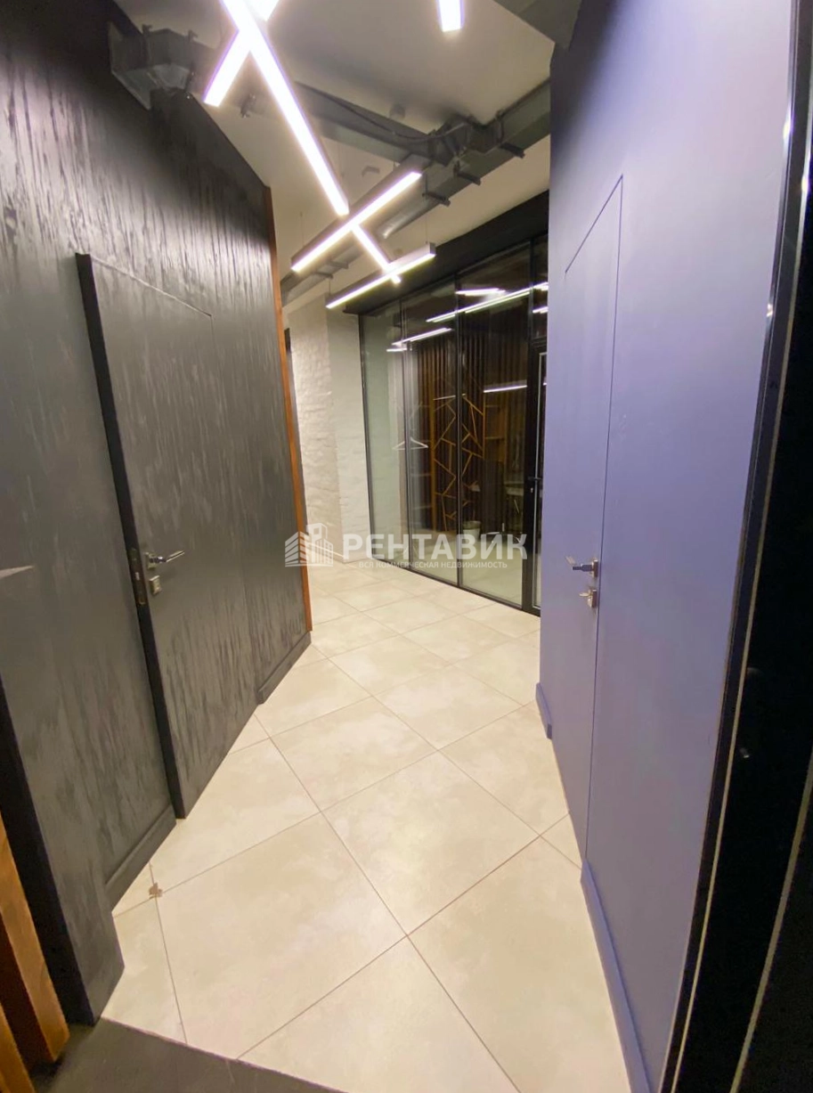 Офис Мантулинская, 10 площадью 265 квадратных метров