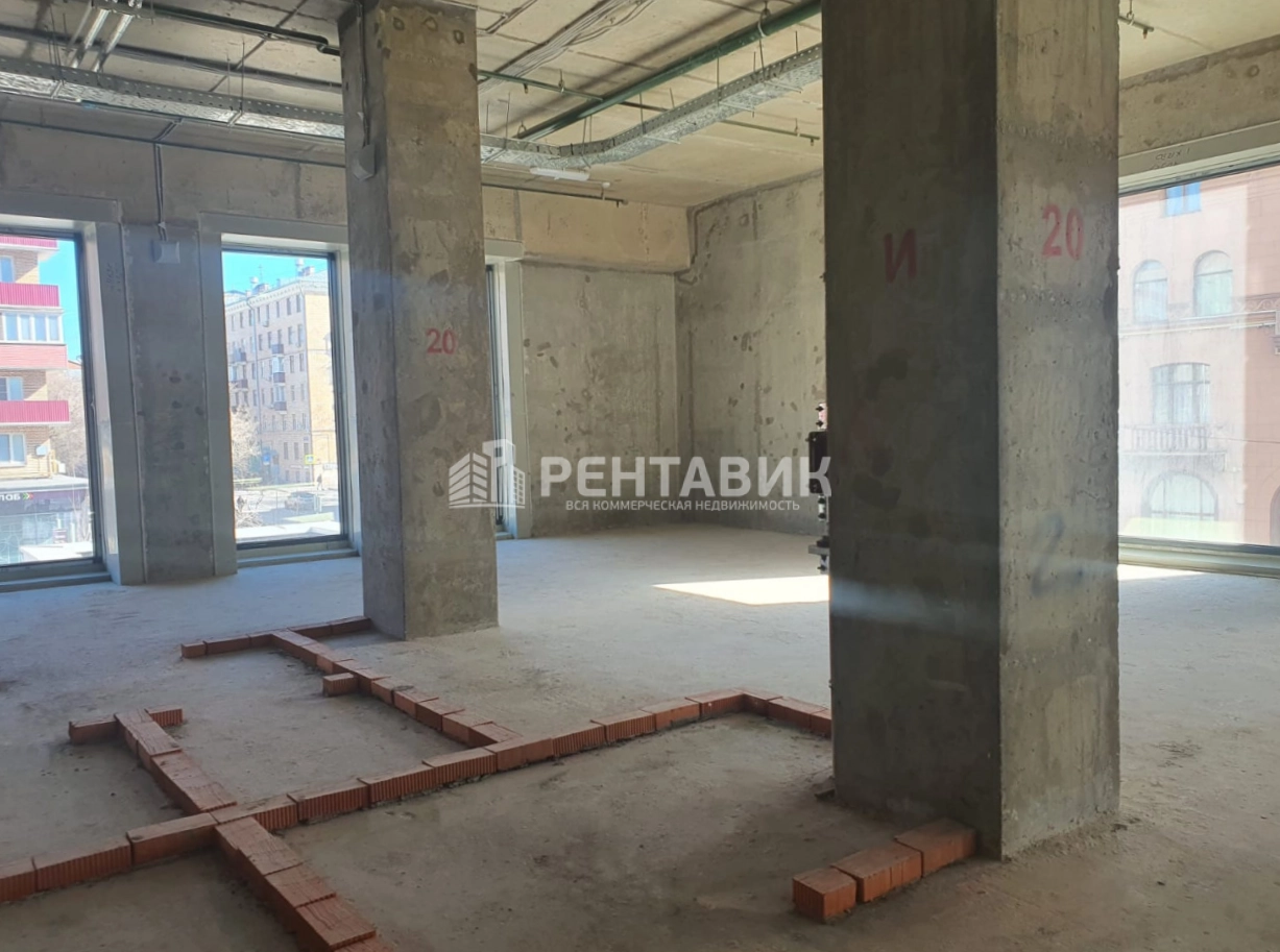 Офис Alcon Tower площадью 310 квадратных метров