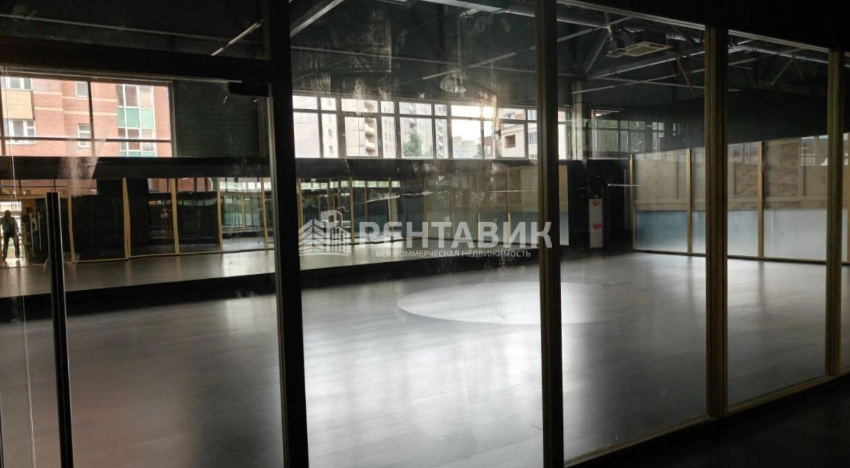 Помещение свободного назначения Модный Променад площадью 830 квадратных метров