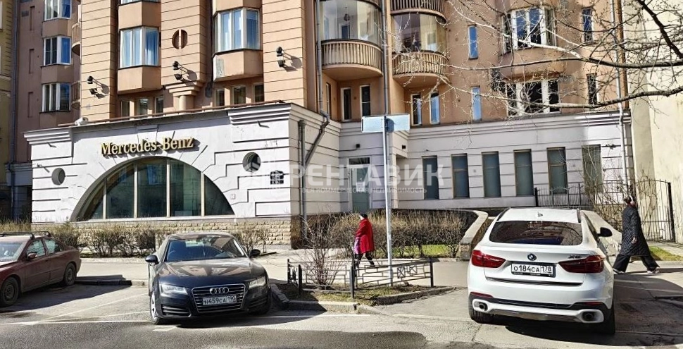 Помещение свободного назначения Крестьянский, 4А площадью 320 квадратных метров