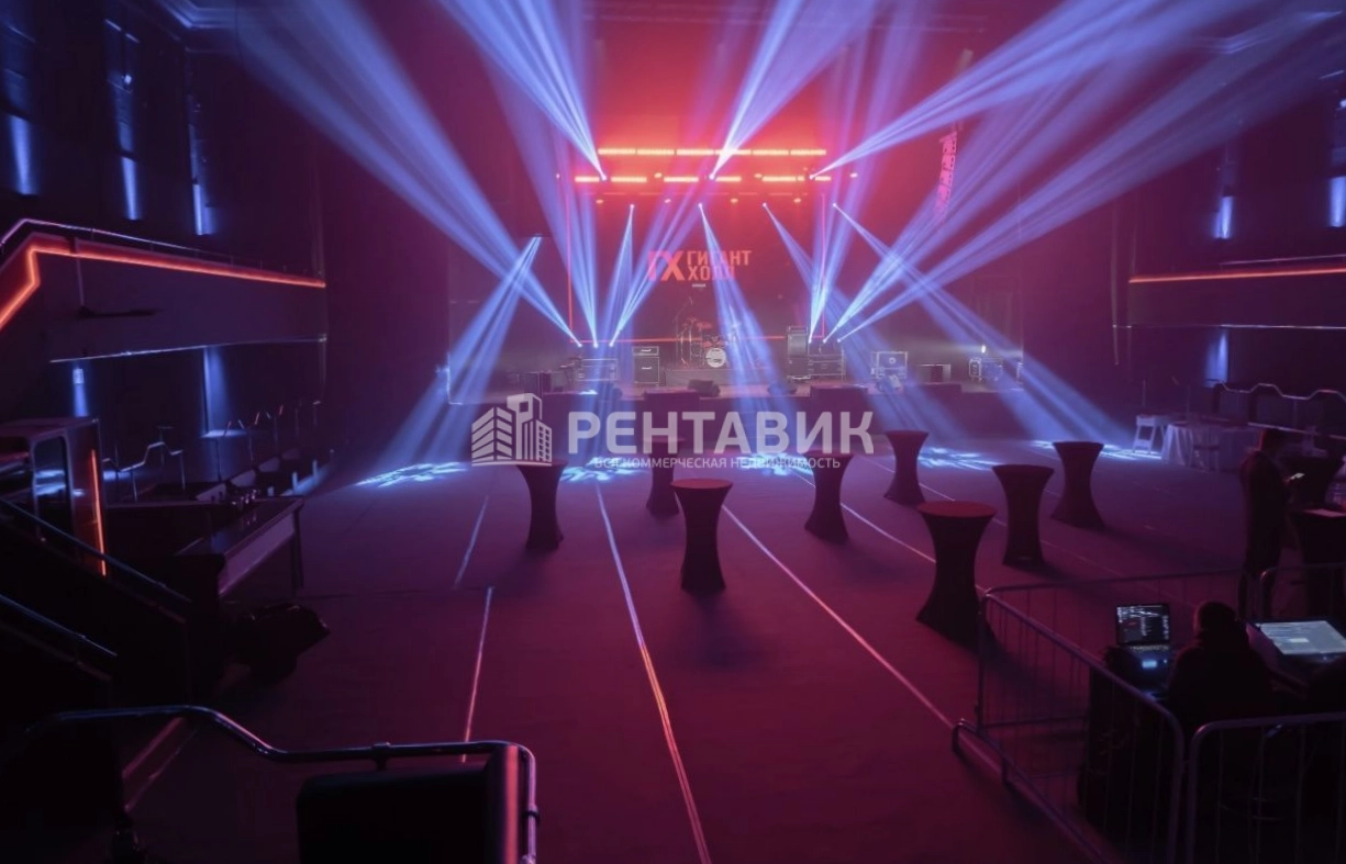 Здание целиком Гигант-Холл площадью 6783 квадратных метров